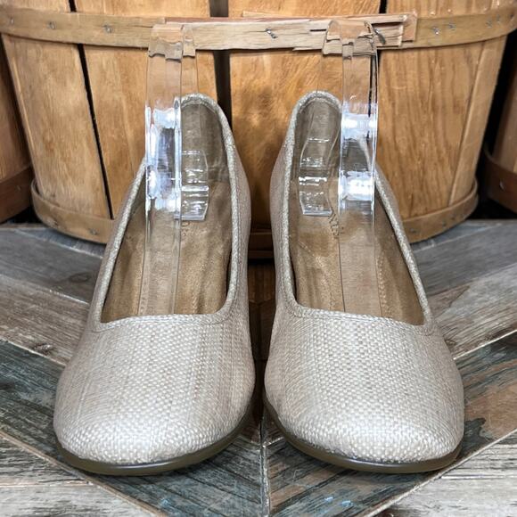 Aerosoles Wise Guy Beige Nude Woven Textile Pumps Heels NWOT Womens Size 10 - Picture 4 of 11